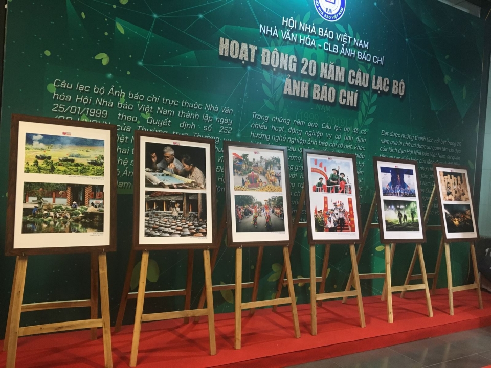 khoanh khac dang nho cua ngay dau hoi bao toan quoc