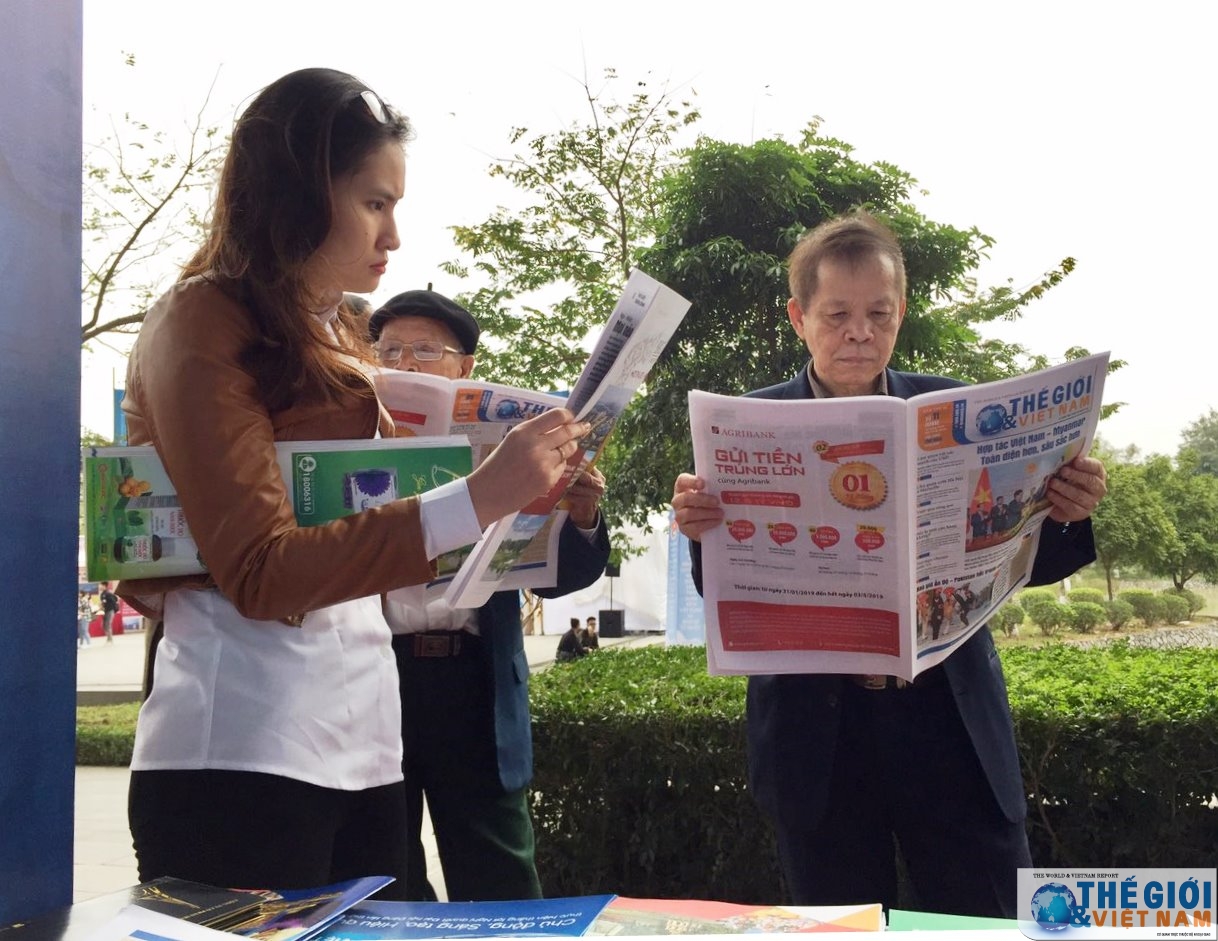 khoanh khac dang nho cua ngay dau hoi bao toan quoc