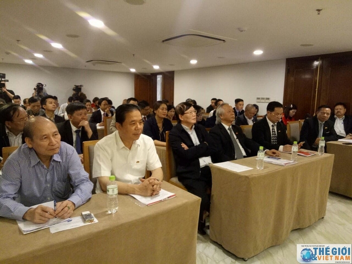 chieu huong moi trong quan he kinh te viet duc