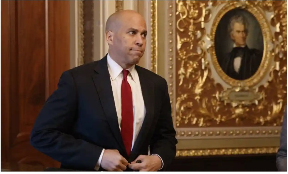 Thượng nghị sĩ Cory Booker thuộc đảng Dân chủ. (Nguồn: AP)