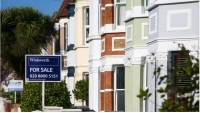 Giá nhà ở Anh tăng nhanh nhất kể từ năm 2004