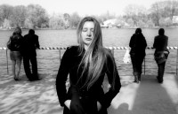 dieu gi xay ra khi ban chi uong nuoc trang