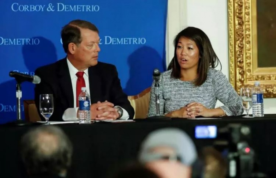 bac si david dao se duoc boi thuong nhieu trieu usd