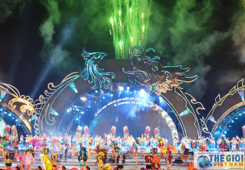 khai mac nam du lich 2018 va dem hoi vu dieu anh sang