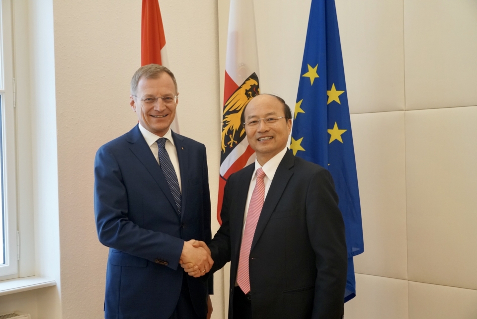 thuc day quan he kinh te viet nam voi bang thuong ao