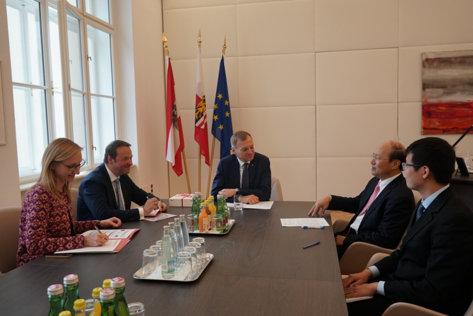 thuc day quan he kinh te viet nam voi bang thuong ao