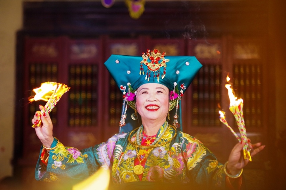 khai mac festival thuc hanh tin nguong tho mau thuong ngan