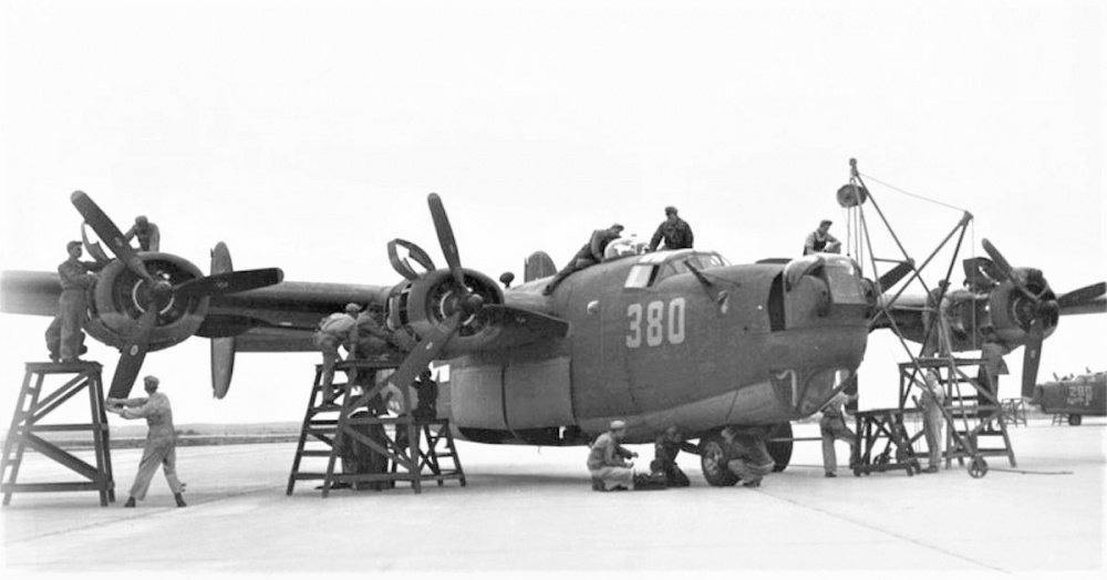 Ảnh 1: Chiếc BQ-8 chuẩn bị thực hiện nhiệm vụ. (Nguồn: WATM) Ảnh 1: Chiếc BQ-8 chuẩn bị thực hiện nhiệm vụ. (Nguồn: WATM)