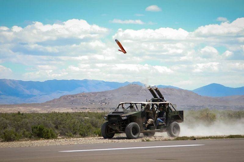 Mỹ thử nghiệm phóng máy bay không người lái trên xe vận tải hạng nhẹ
