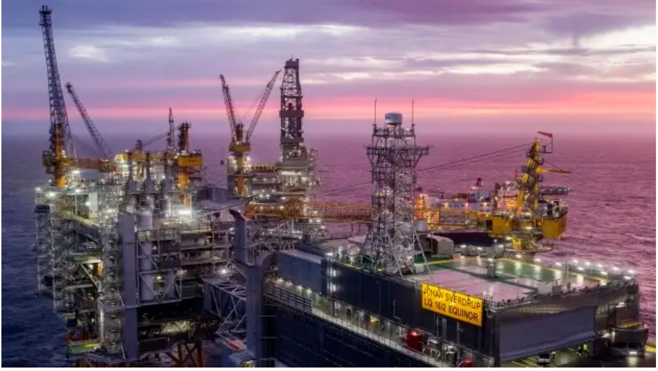 OPEC tiếp tục giảm dự báo, tăng trưởng kinh tế và dầu mỏ toàn cầu 2022. (Nguồn: CNBC)