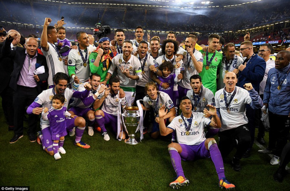 cau thu real madrid hanh phuc tot cung trong ngay vo dich champions league