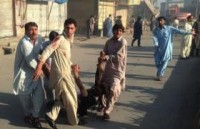 chay xe bon cho dau tai pakistan