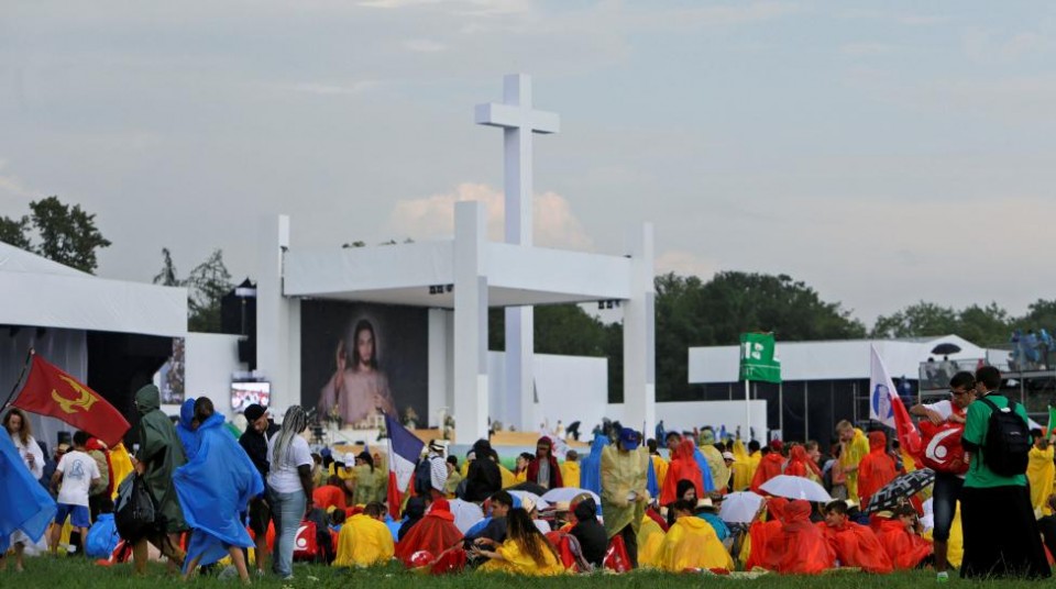 tung bung ngay gioi tre the gioi tai ba lan