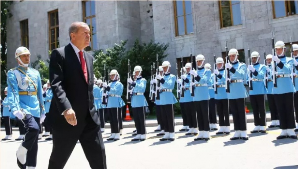 tho nhi ky tong thong hoi thuc khoi phuc an tu hinh