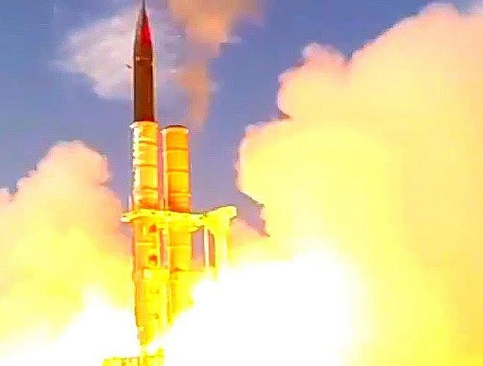 israel thu nghiem thanh cong he thong phong thu ten lua arrow 3 tai my