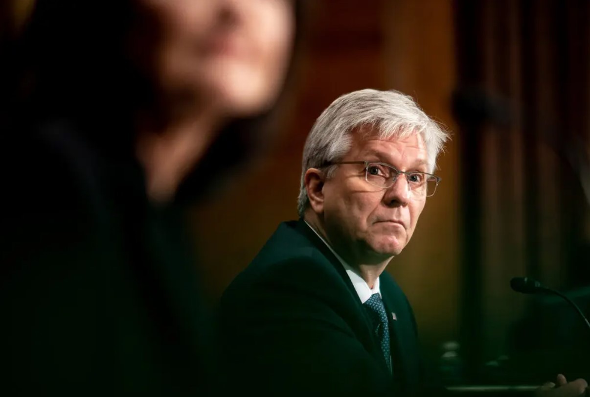 FED xem xét tăng lãi suất ở mức mạnh nhất trong hơn 30 năm