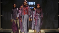 Indonesia đặt mục tiêu trở thành trung tâm thời trang Hồi giáo thế giới năm 2024