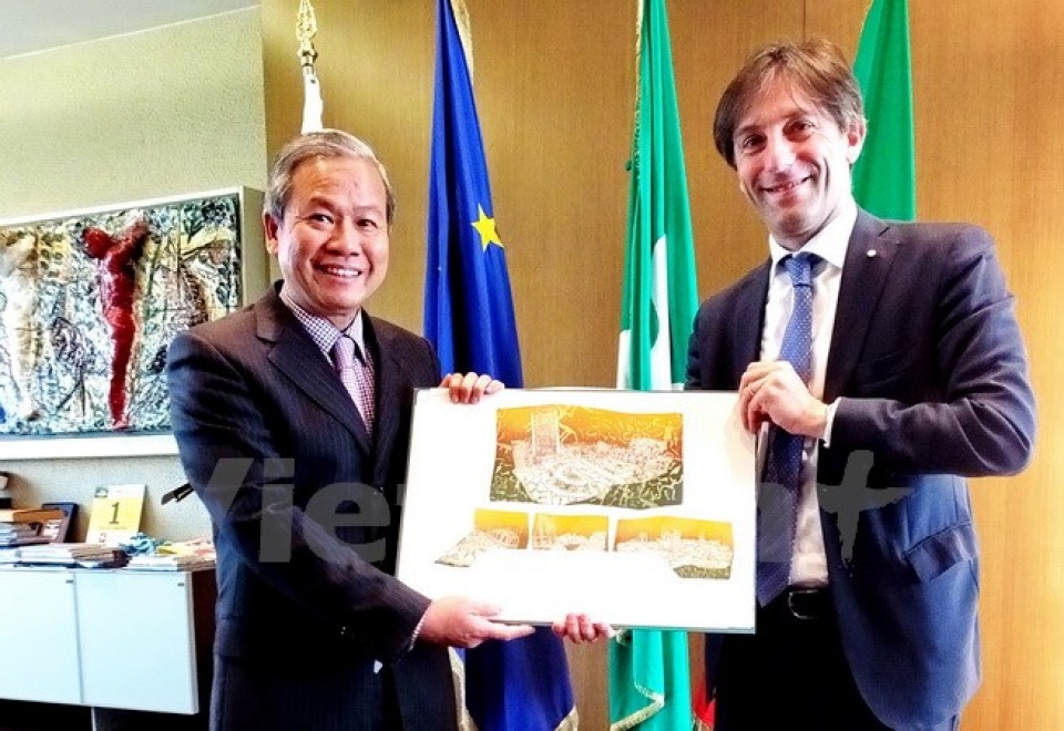 de hoi nhap dia phuong phai phan ung nhanh