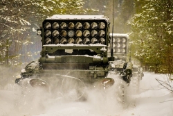 TOS-1 Buratino của Nga: 'Sát thủ' chỉ đứng sau bom hạt nhân nguy hiểm cỡ nào?