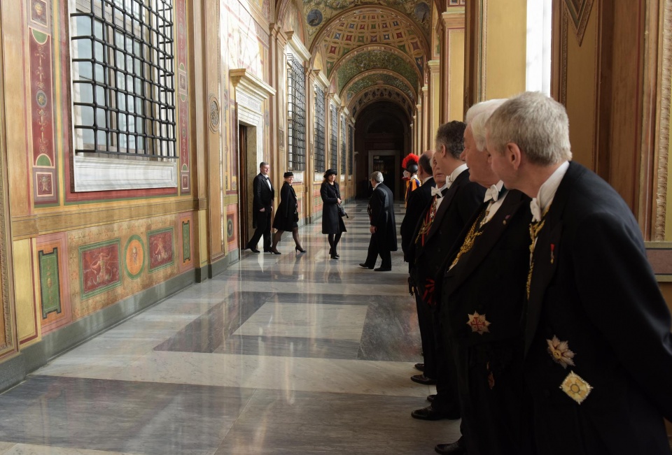 cuoc song ben trong vatican