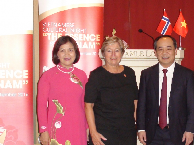 'Hương sắc Việt Nam' tại Oslo