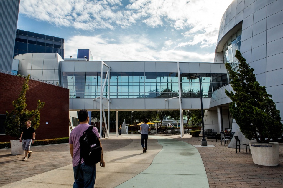 Khi nam giới cũng đòi quyền bình đẳng khi nam gioi cung doi quyen binh dang