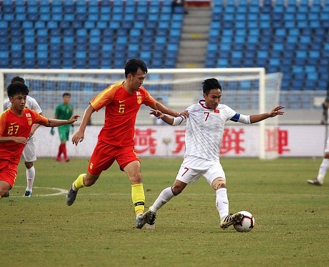 da giao huu voi u22 uae u23 viet nam co so lo bai
