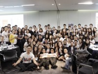 cau be khoi nghiep o tuoi 15 khien the gioi ne phuc