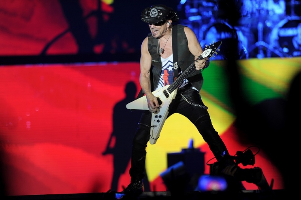 an tuong dem scorpions ruc chay hoang thanh