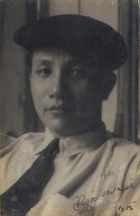 mot goc nhin ve huong sac ha noi trong tranh le van xuong