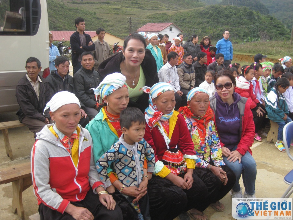 cong doan bo ngoai giao trao qua tu thien tai cao bang