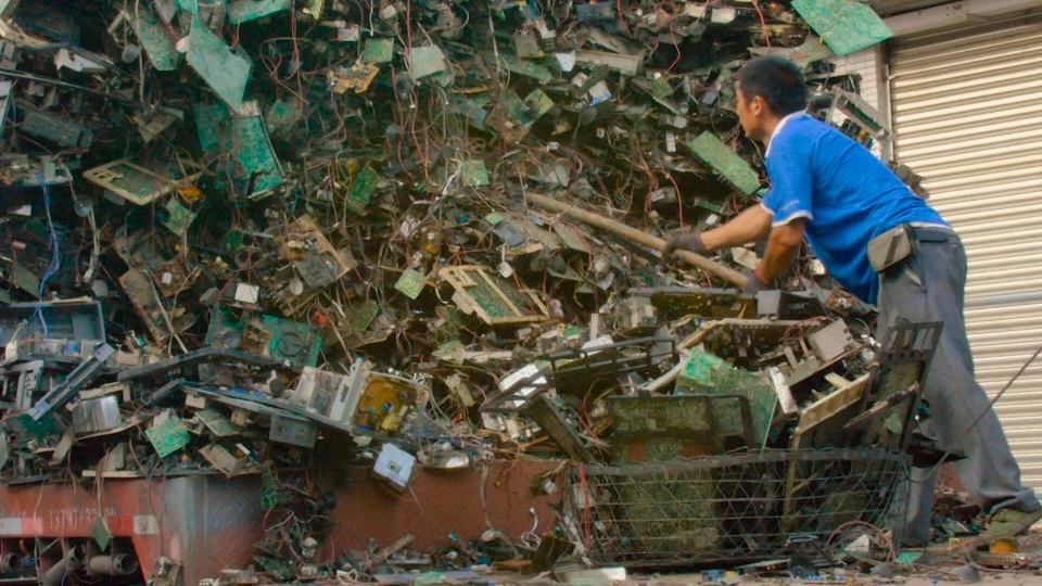 thoi dai so va nguy co rac thai dien tu