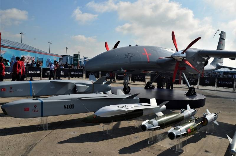 tho nhi ky trien vong phat trien cua uav bayraktar ak nc
