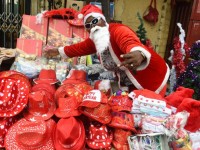 nhung tam thiep giang sinh doc dao cua cac sao hollywood