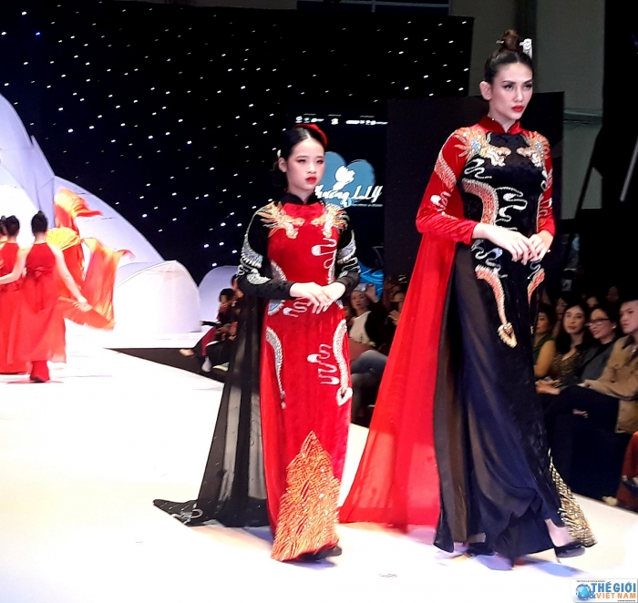 trinh dien thoi trang cua cam hung truyen thong va net dep thoi dai