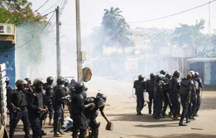 mali ngan chan am muu tan cong truoc them bau cu