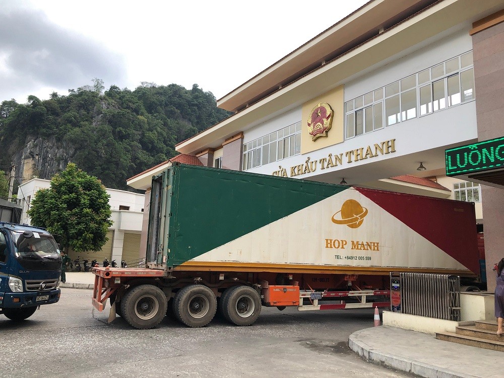 ‎Xuất khẩu nông sản được ưu tiên, hải quan thông quan cả ngoài giờ