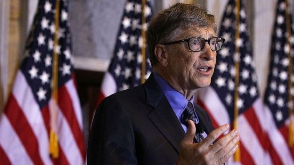 robot con dao hai luoi