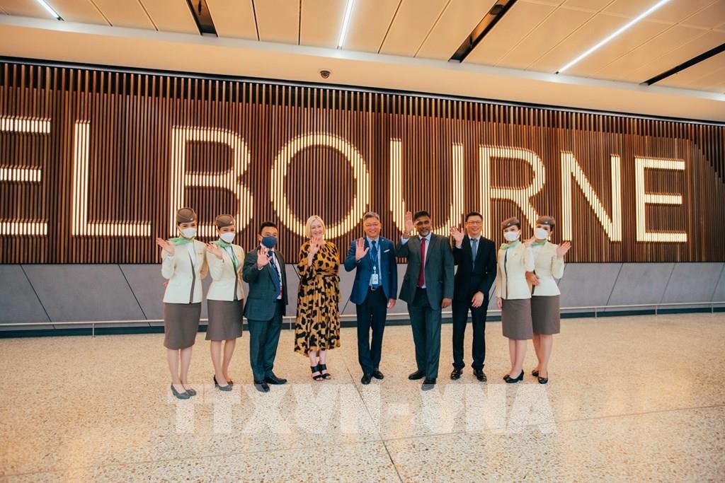 (05.03) Đại diện của Bamboo Airways và sân bay quốc tế Melbourne. (Nguồn Bamboo Airways)