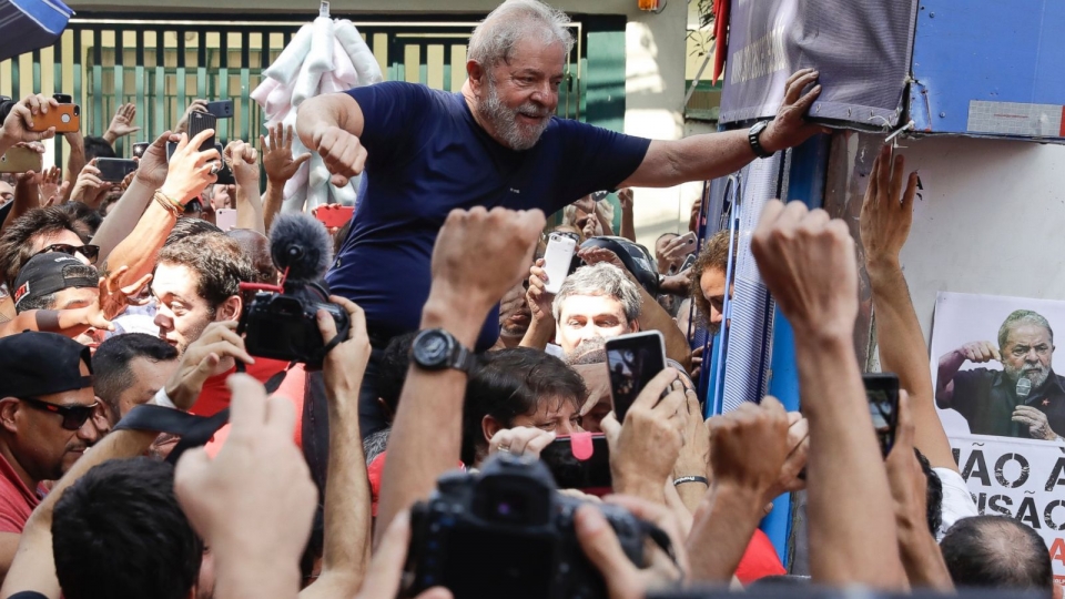 brazil cuu tong thong lula da silva chap hanh lenh bat giu