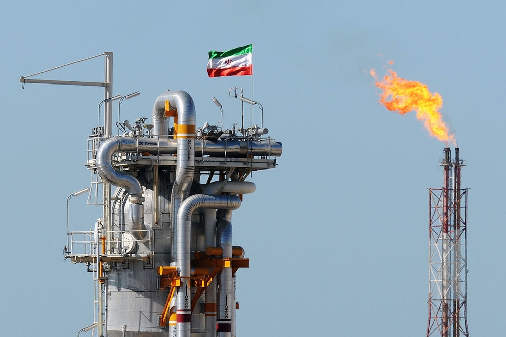 (05.30) Lần đầu tiên sau gần 30 năm, Mỹ đã nhập khẩu dầu thô và các sản phẩm dầu mỏ từ Iran 2. (Nguồn: Reuters)
