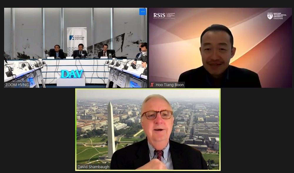(05.11) GS. David Shambaugh trình bày tại Tọa đàm. (Nguồn: Viện Nghiên cứu Chiến lược)