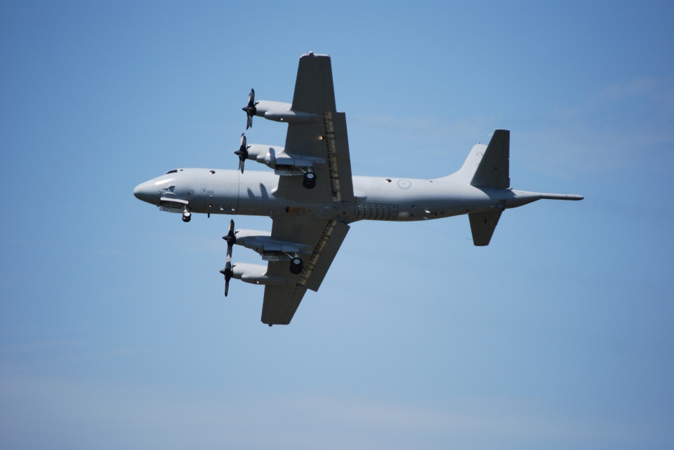 australia dua may bay do tham toi ho tro philippines