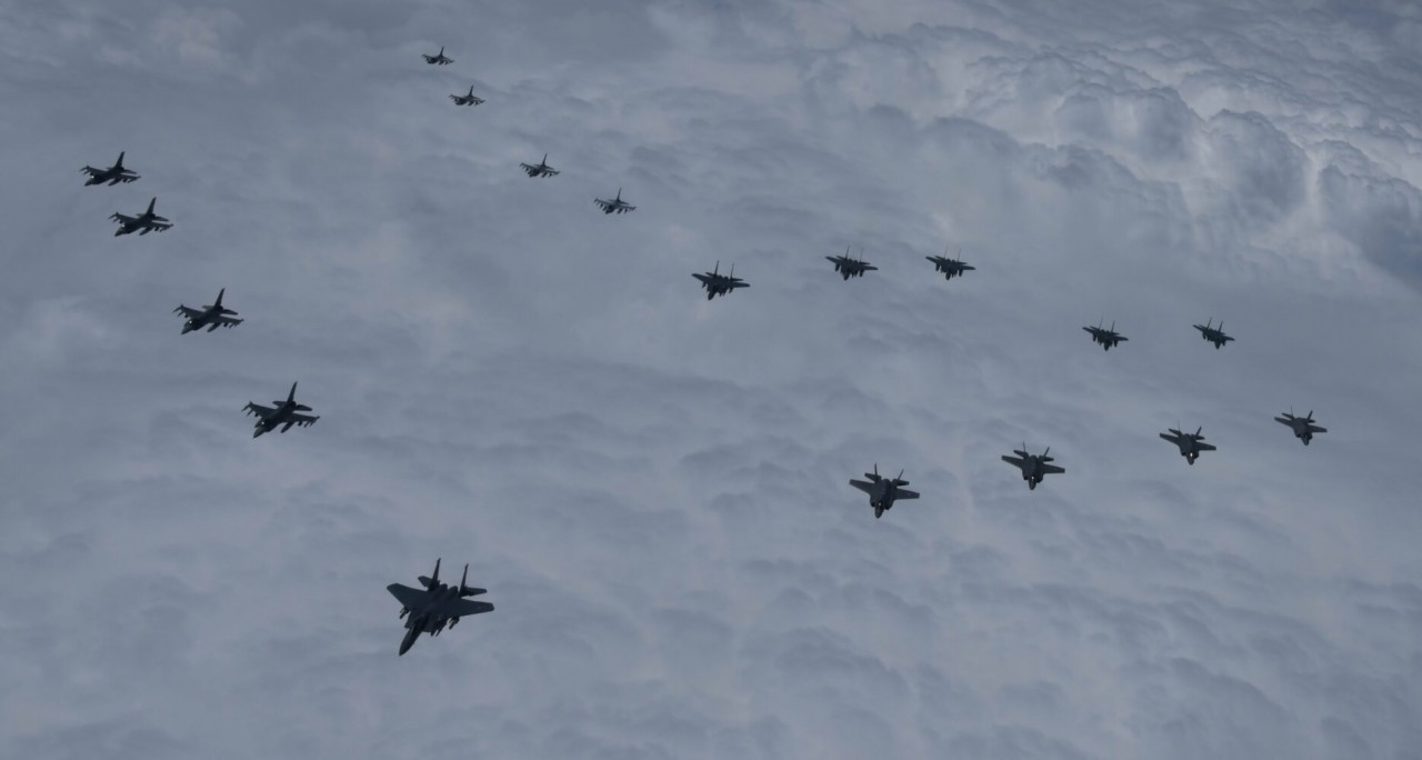(06.07) Các máy bay chiến đấu của Hàn Quốc trên bầu trời Hoàng Hải ngày 7/6. (Nguồn: Bộ Quốc phòng Hàn Quốc)
