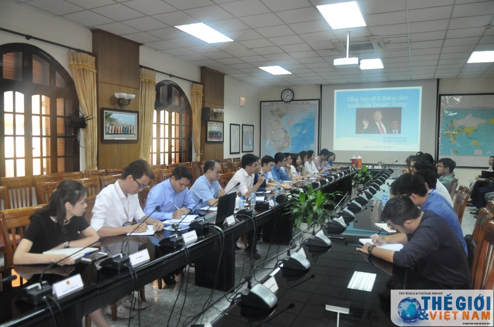 noi chuyen chuyen de ve 6 thang cam quyen cua ong trump