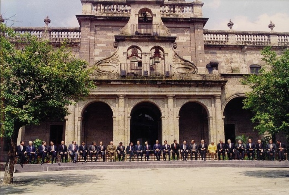 hoi nghi thuong dinh my latin 25 nam thang tram