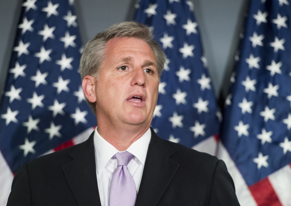 quoc hoi my nhat tri ve du luat moi trung phat nga iran va trieu tien