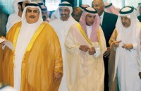 tho nhi ky qatar tien hanh tap tran chung