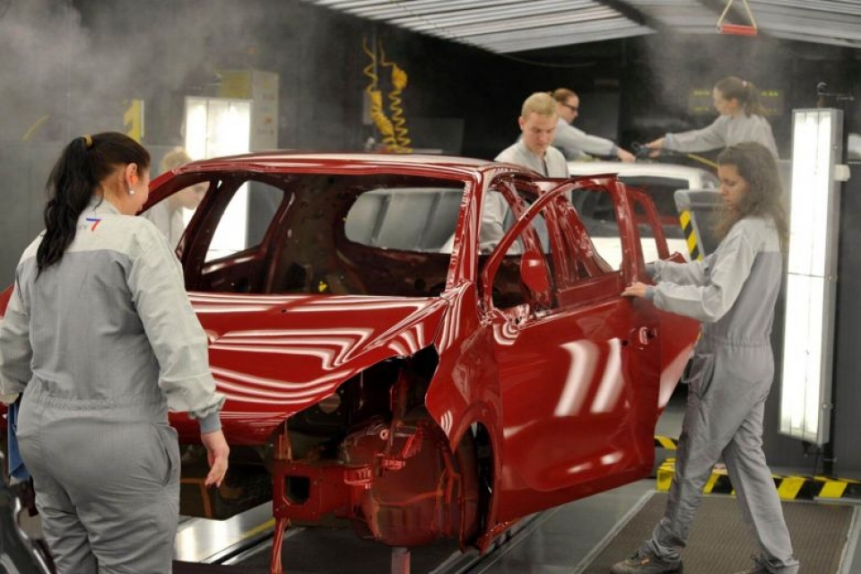 Slovakia đứng trước nguy cơ tổn thất nặng nề do chính sách thuế của Mỹ slovakia dung truoc nguy co ton that nang ne do chinh sach thue cua my