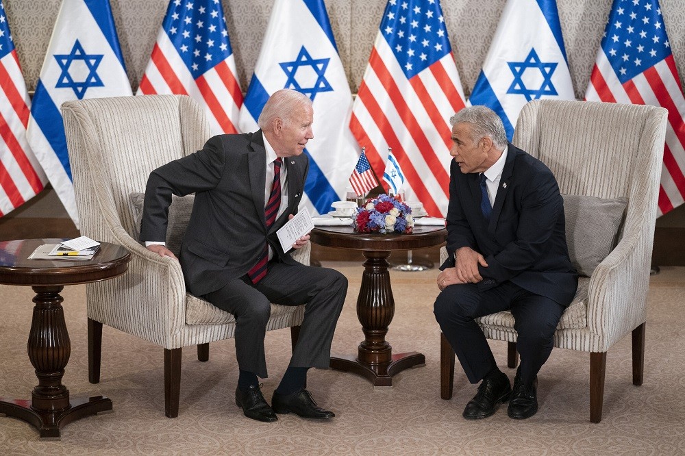 (07.17) Tổng thống Mỹ Joe Biden và Thủ tướng tạm quyền Israel Yair Lapid trong cuộc đối thoại ngày 14/7. (Nguồn: AP)